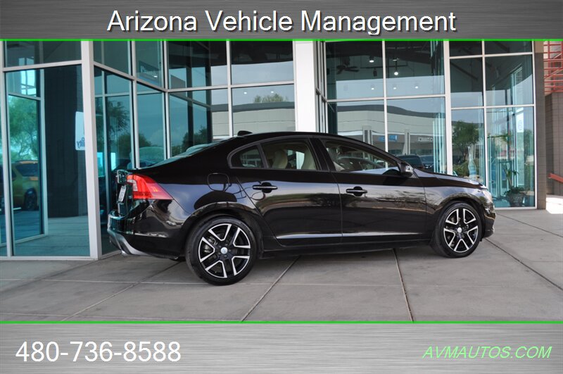 Used 2017 Volvo S60 T5 Dynamic FWD image 10