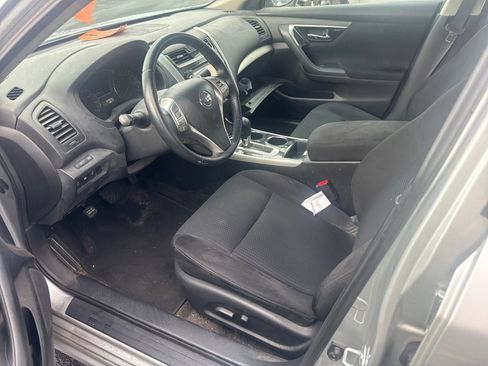 Used 2014 Nissan Altima 2.5 SV w/ Convenience Package image 5