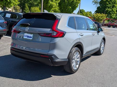 Used 2024 Honda CR-V EX-L image 3