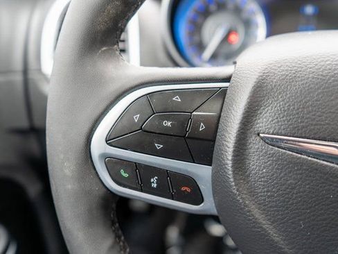 Used 2023 Chrysler 300 Touring L w/ Popular Equipment Group image 24