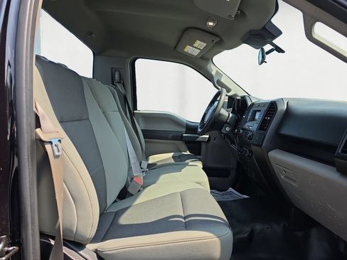 Used 2019 Ford F150 XL w/ Equipment Group 101A Mid AWD/4WD image 14