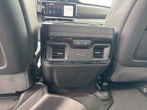 New 2026 GMC Sierra 1500 AT4X w/ LPO, Black Badging Package AWD/4WD image 24