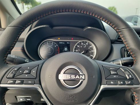 New 2025 Nissan Versa SR w/ Trunk Package image 9