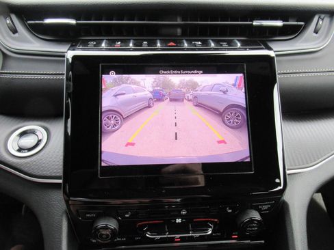 Certified 2025 Jeep Grand Cherokee L Laredo w/ Luxury Tech Group I RWD image 26