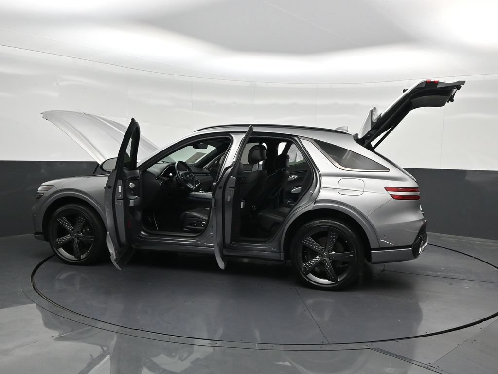 Used 2023 Genesis GV70 2.5T w/ Sport Prestige Package AWD/4WD image 34