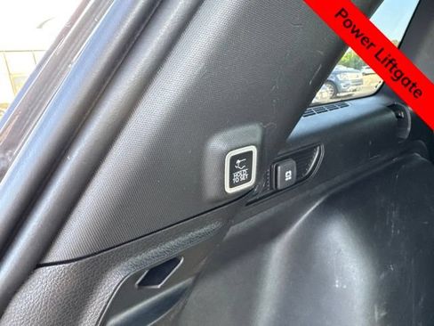 Used 2023 Jeep Grand Cherokee Altitude AWD/4WD image 11