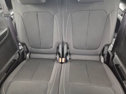 Used 2025 Jeep Grand Cherokee L Laredo RWD image 8