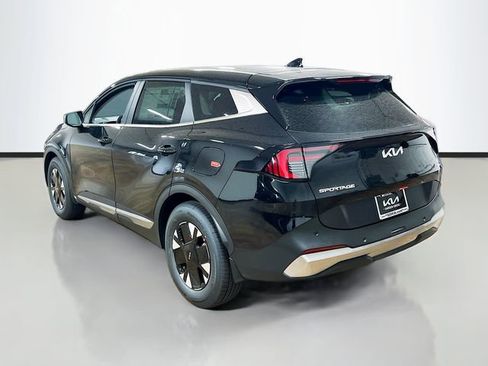 New 2026 Kia Sportage LX image 5