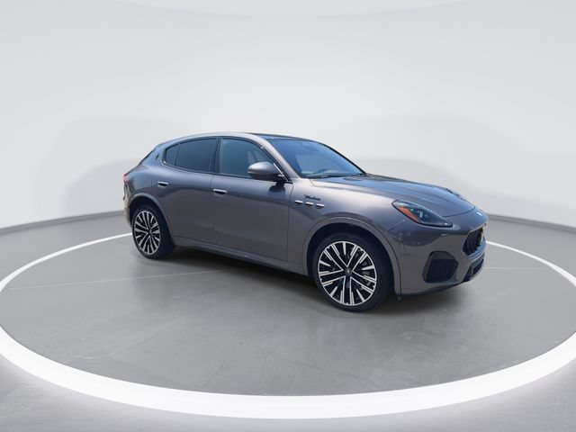 Used 2023 Maserati Grecale Modena AWD/4WD image 2