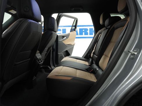 New 2026 Chevrolet Equinox ACTIV w/ Convenience Package III image 34