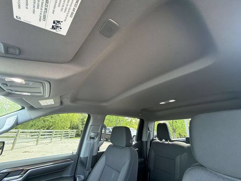 Used 2023 Chevrolet Silverado 1500 LT AWD/4WD image 22