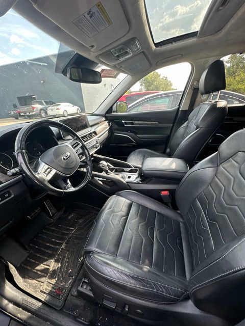 Used 2020 Kia Telluride SX w/ SX Prestige Package AWD/4WD image 9