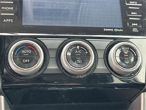 Used 2018 Subaru Forester 2.5i Premium w/ All-Weather Package image 12