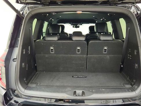 Used 2025 Nissan Armada PRO-4X AWD/4WD image 22