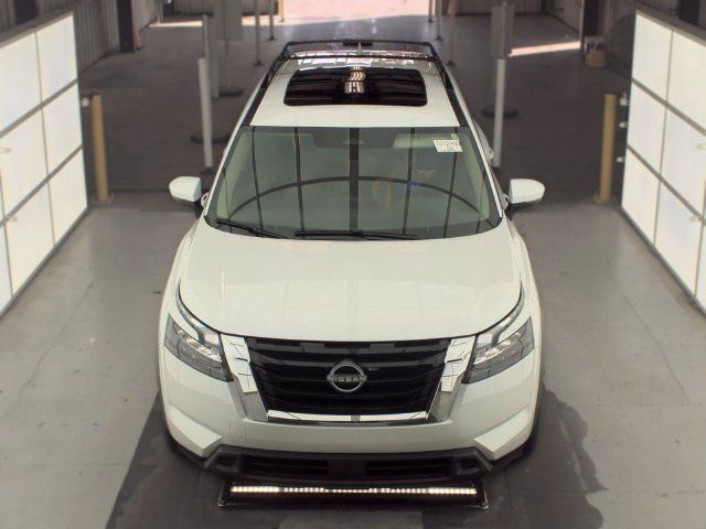 Certified 2025 Nissan Pathfinder SV w/ SV Premium Package FWD image 12