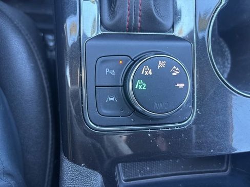 Used 2024 Chevrolet Blazer RS w/ Enhanced Convenience Package image 19