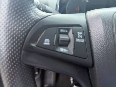 Used 2016 Chevrolet Trax LT AWD/4WD image 25