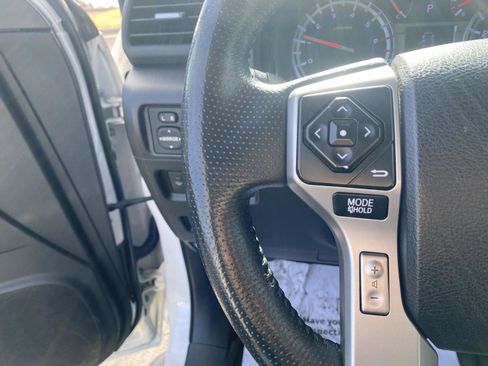 Used 2017 Toyota 4Runner SR5 image 23