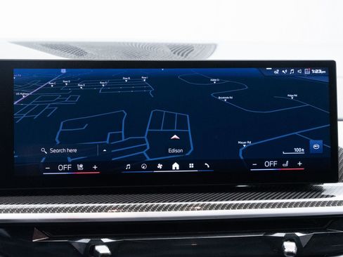 Used 2025 BMW X5 M60i w/ Climate Comfort Package image 27