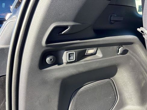 Certified 2025 Jeep Grand Cherokee L Limited image 13