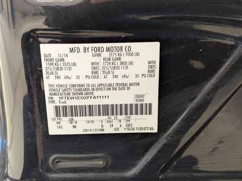 Used 2015 Ford F150 Platinum w/ Equipment Group 701A Luxury image 21