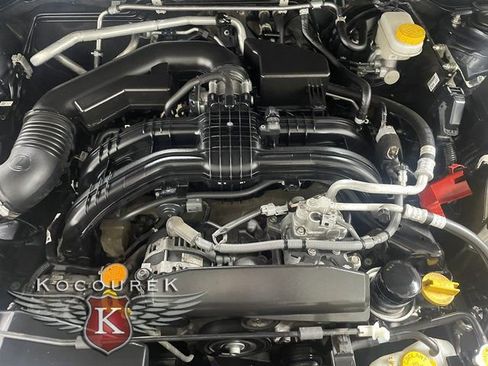 Used 2023 Subaru Crosstrek 2.0i Premium image 23