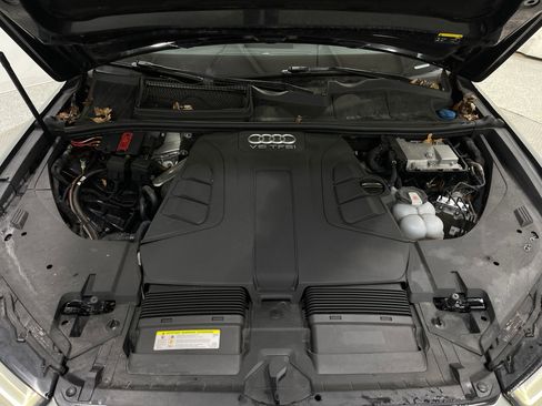 Used 2018 Audi Q7 3.0T Premium Plus w/ Premium Plus Package image 27