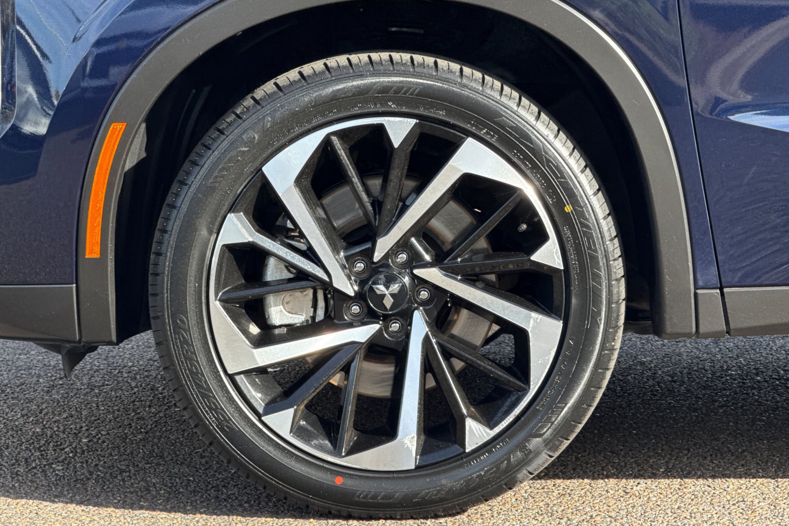 Used 2024 Mitsubishi Outlander SE AWD/4WD image 27