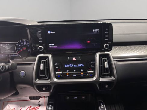 Used 2022 Kia Sorento S w/ Panoramic Sunroof Package image 33