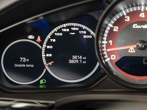Used 2023 Porsche Cayenne Turbo AWD/4WD image 26