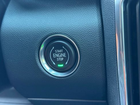 New 2026 GMC Acadia Elevation image 26