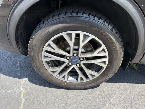 Used 2020 Ford Escape SEL AWD/4WD image 16