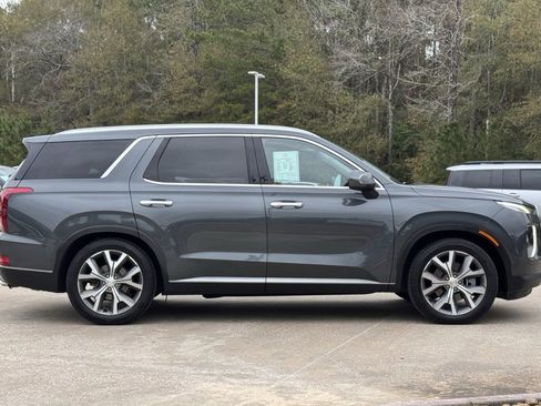 Used 2022 Hyundai Palisade SEL w/ Convenience Package image 12
