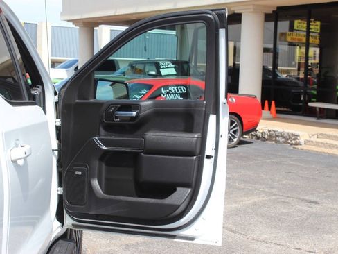 Used 2021 GMC Sierra 1500 AT4 w/ AT4 Premium Package AWD/4WD image 10