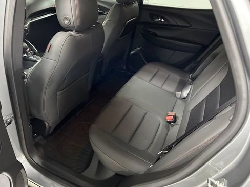 Used 2023 Chevrolet TrailBlazer RS w/ Sun and Liftgate Package FWD image 15