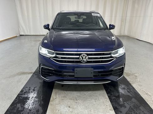 Certified 2023 Volkswagen Tiguan SEL R-Line AWD/4WD image 3