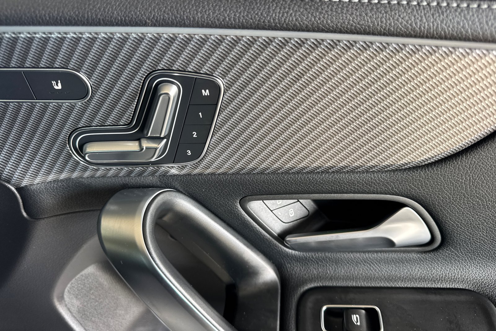 Certified 2024 Mercedes-Benz CLA 250 4MATIC image 20