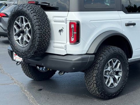 New 2025 Ford Bronco Badlands image 42