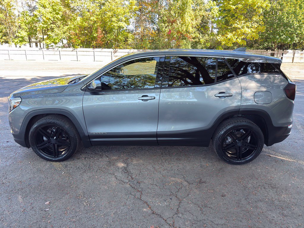 Used 2020 GMC Terrain SLE FWD image 12