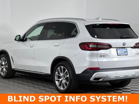 Used 2022 BMW X5 xDrive40i w/ Premium Package image 6