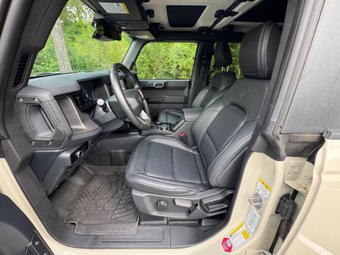 Used 2025 Ford Bronco Big Bend AWD/4WD image 28