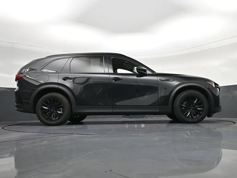 Used 2024 MAZDA CX-90 Plug-In Hybrid w/ Preferred AWD/4WD image 34