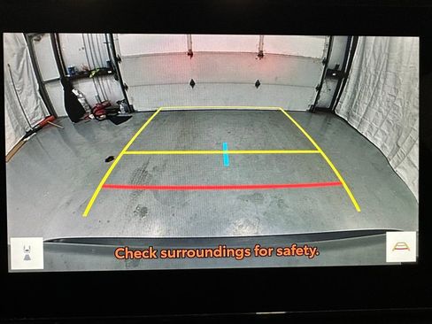 Used 2025 Toyota RAV4 XLE Premium image 35