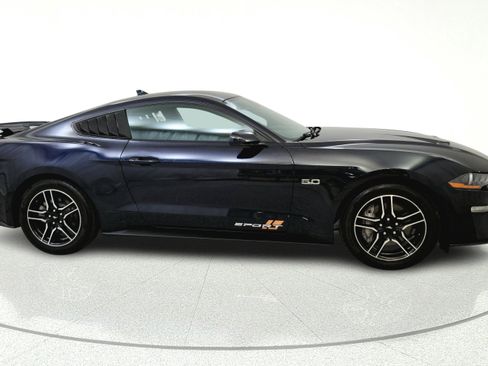 Used 2021 Ford Mustang GT RWD image 8