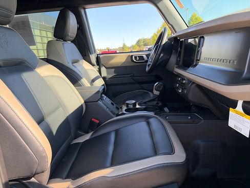 Used 2025 Ford Bronco Big Bend AWD/4WD image 12