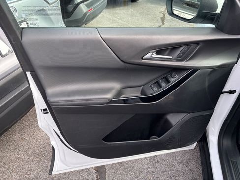 Used 2025 Chevrolet Equinox LT image 20