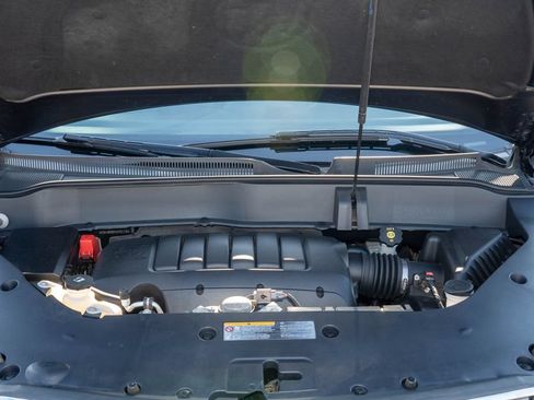 Used 2017 Buick Enclave Leather AWD/4WD image 36
