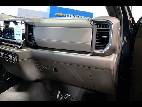 Certified 2024 Chevrolet Silverado 1500 LT w/ Z71 Off-Road Package image 24