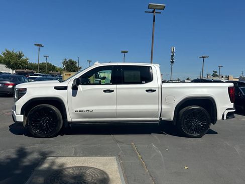 Used 2022 GMC Sierra 1500 Denali Ultimate AWD/4WD image 9