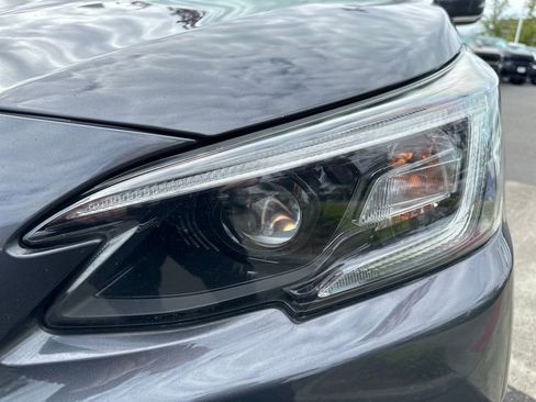 Used 2020 Subaru Outback Premium AWD/4WD image 9